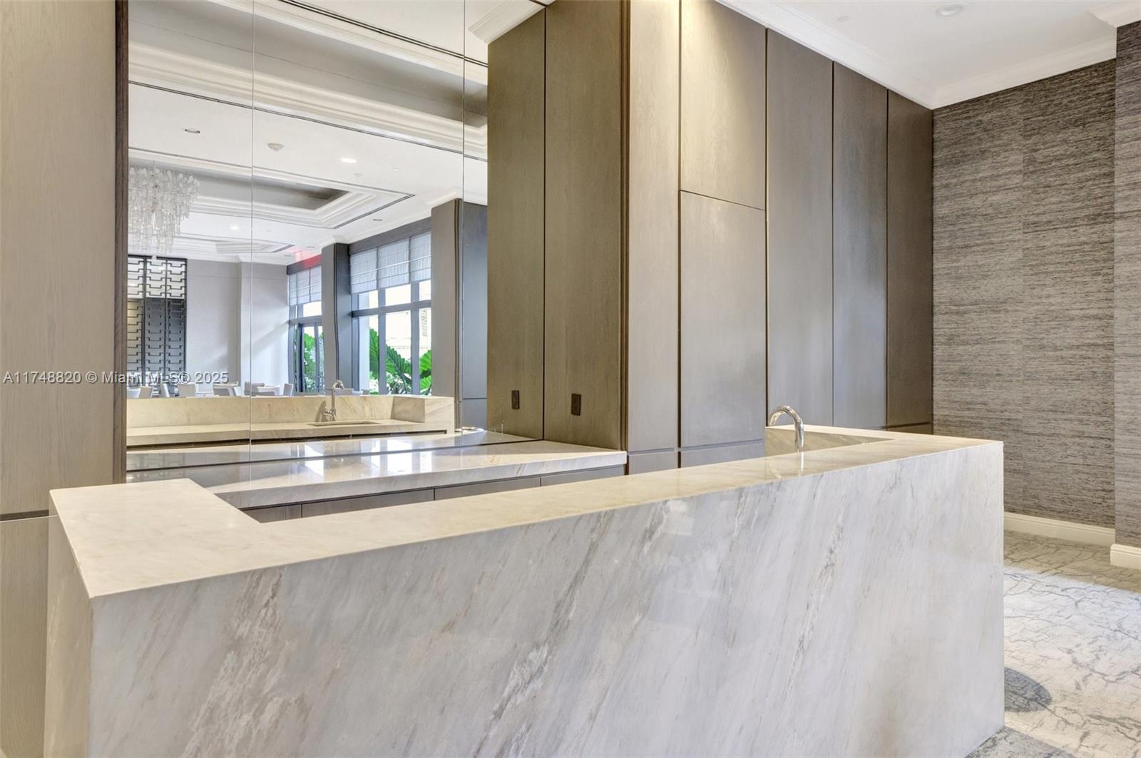 WILLIAMS ISLAND - Residential
