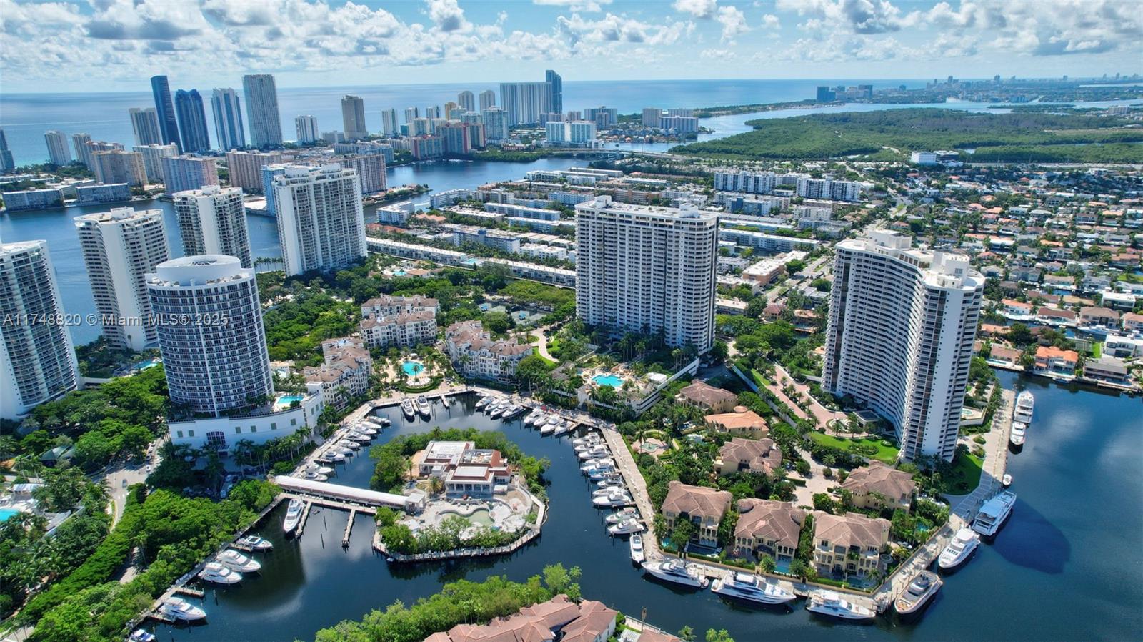 WILLIAMS ISLAND - Residential