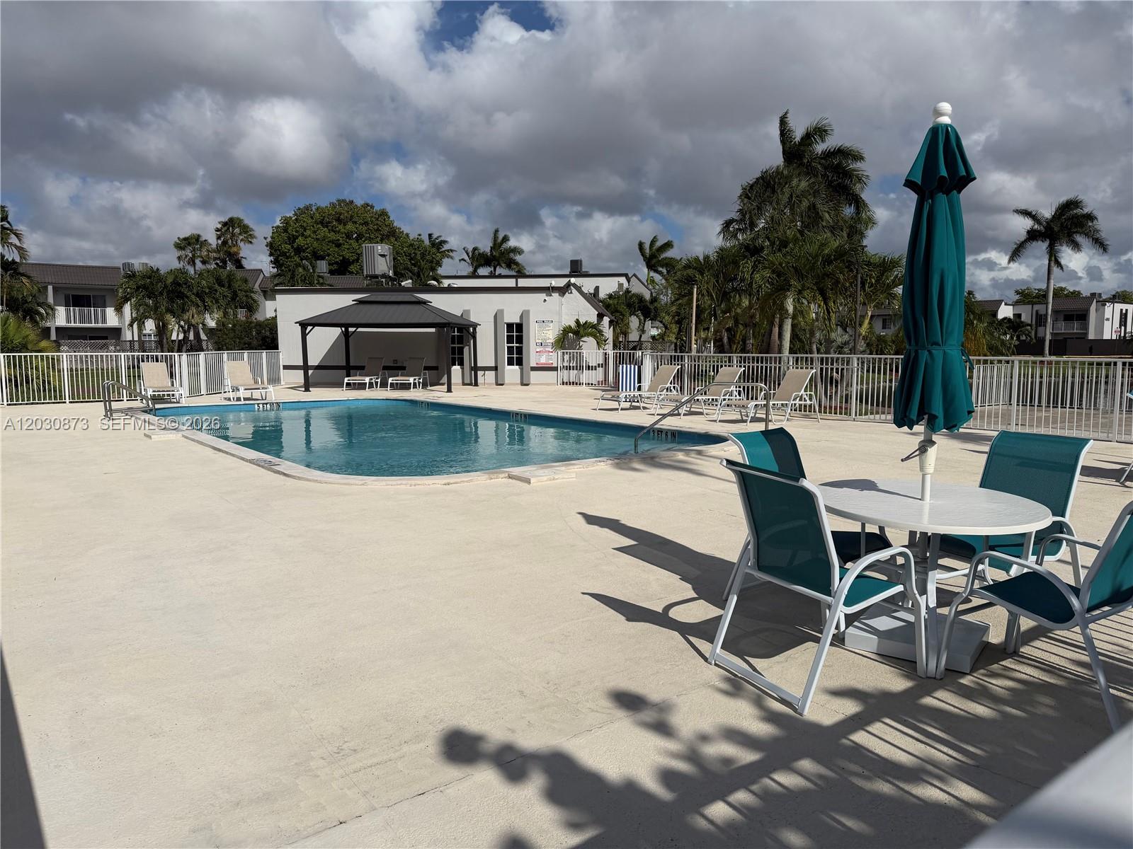 DORAL GARDENS II CONDO - Residential Lease