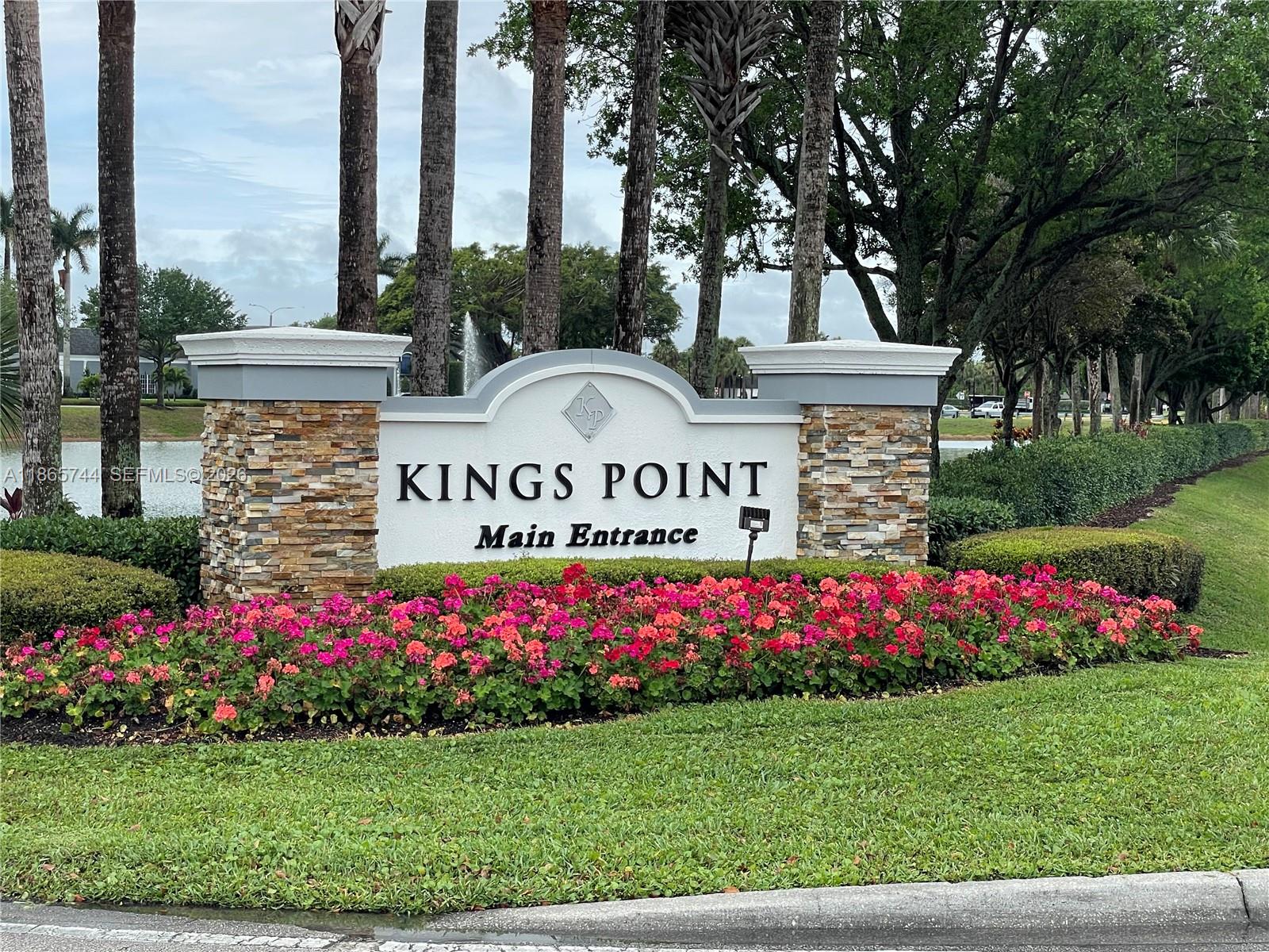 KINGS POINT BRITTANY COND - Residential