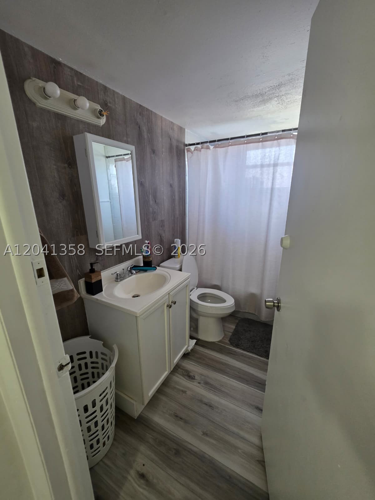 SUN ISLE CONDO - Residential