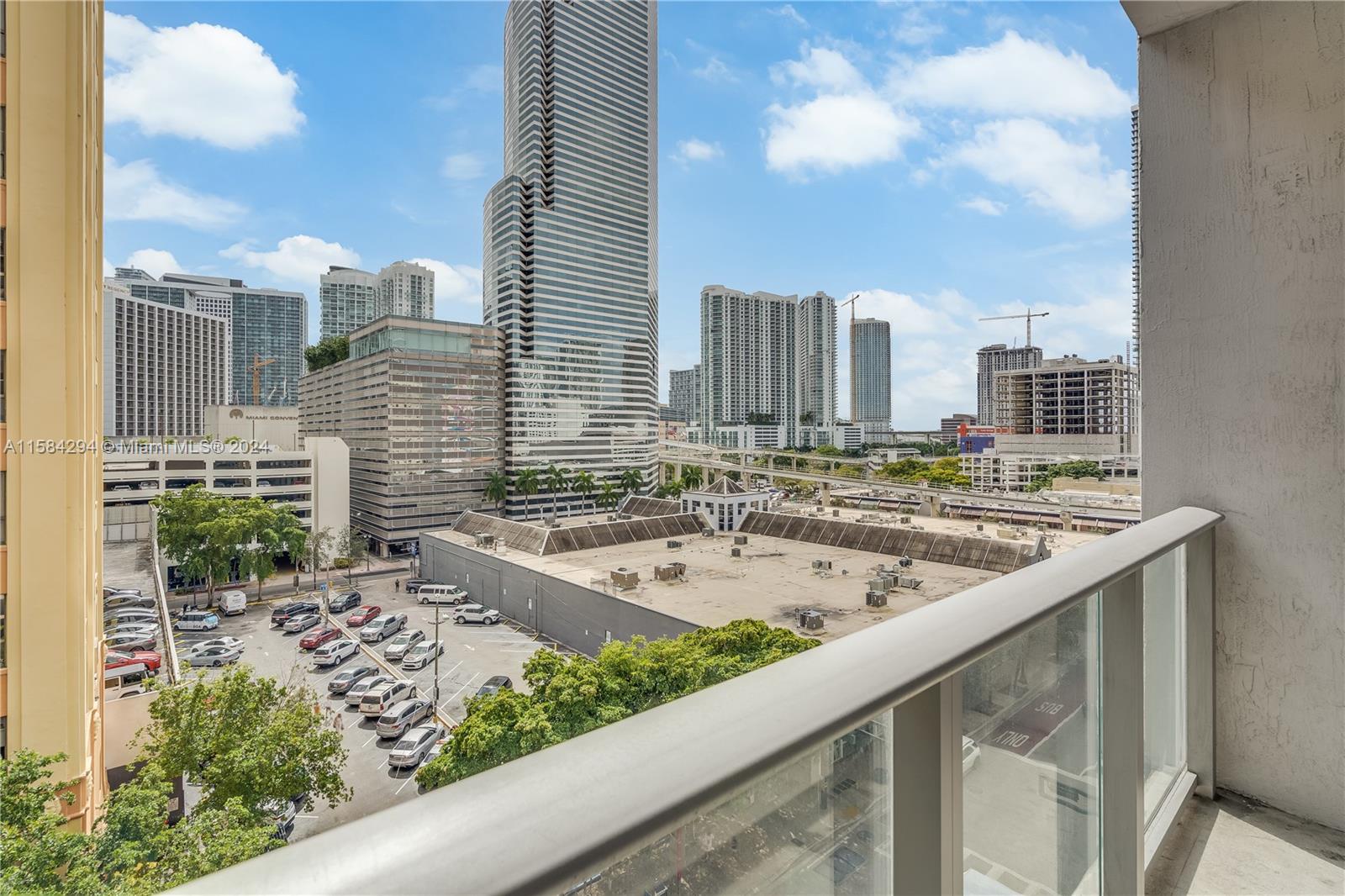 CENTRO CONDO - Residential Lease