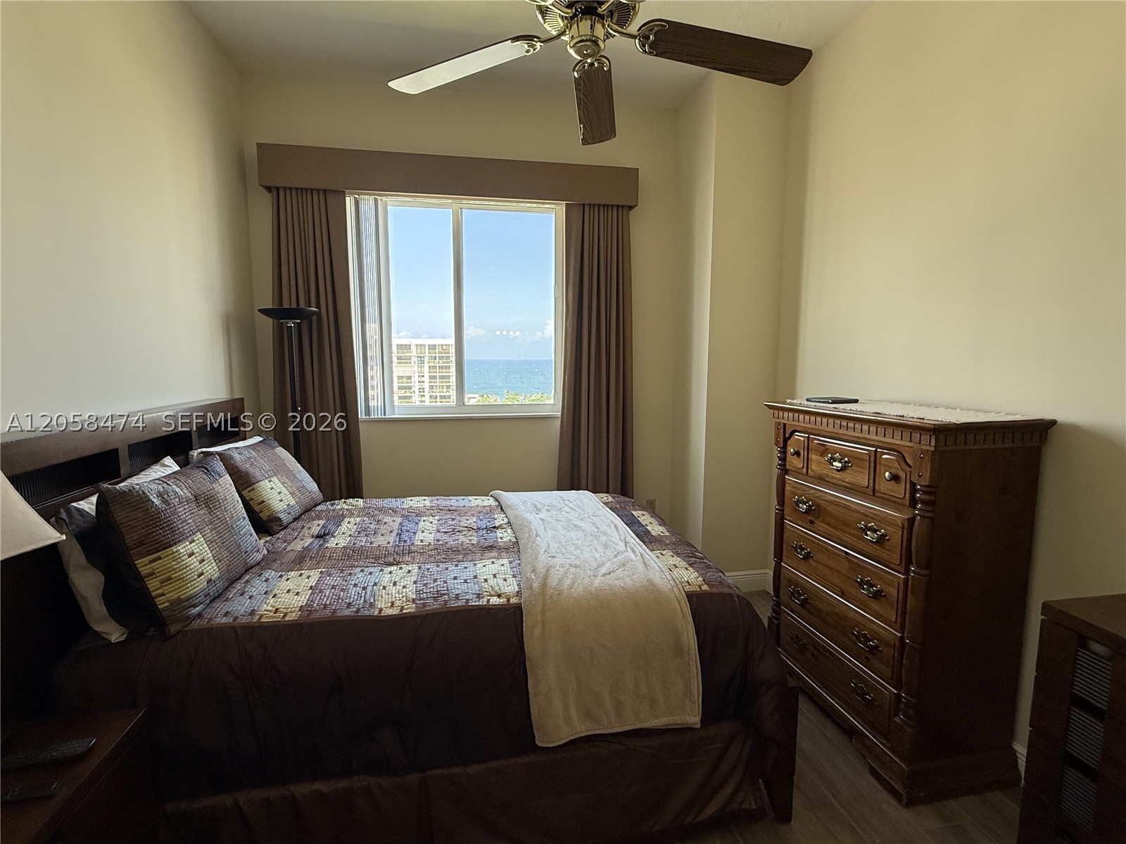 TIDES AT BRIDGESIDE SQUAR - Residential