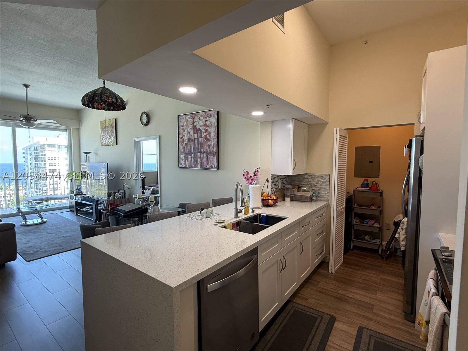 TIDES AT BRIDGESIDE SQUAR - Residential