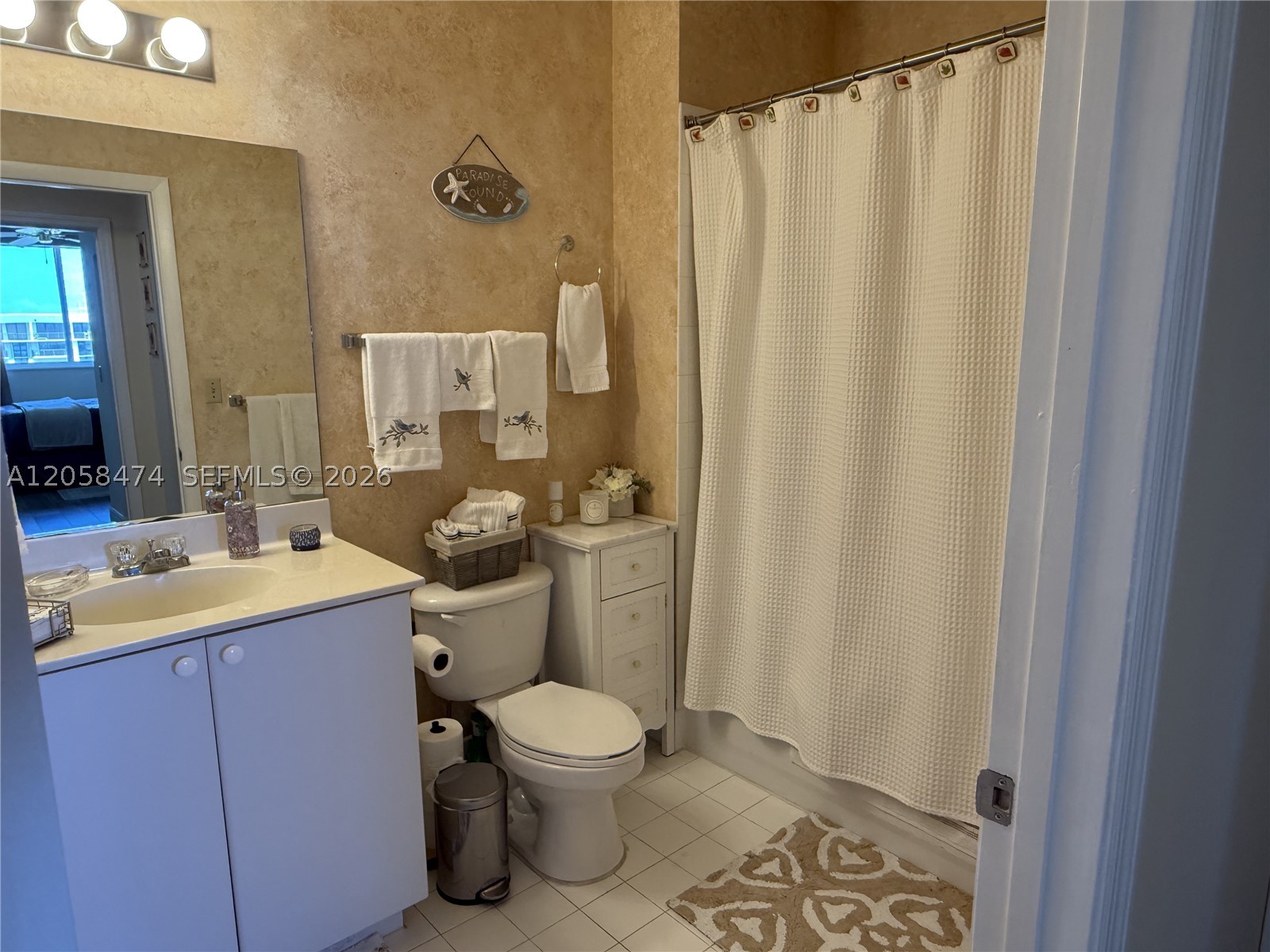TIDES AT BRIDGESIDE SQUAR - Residential