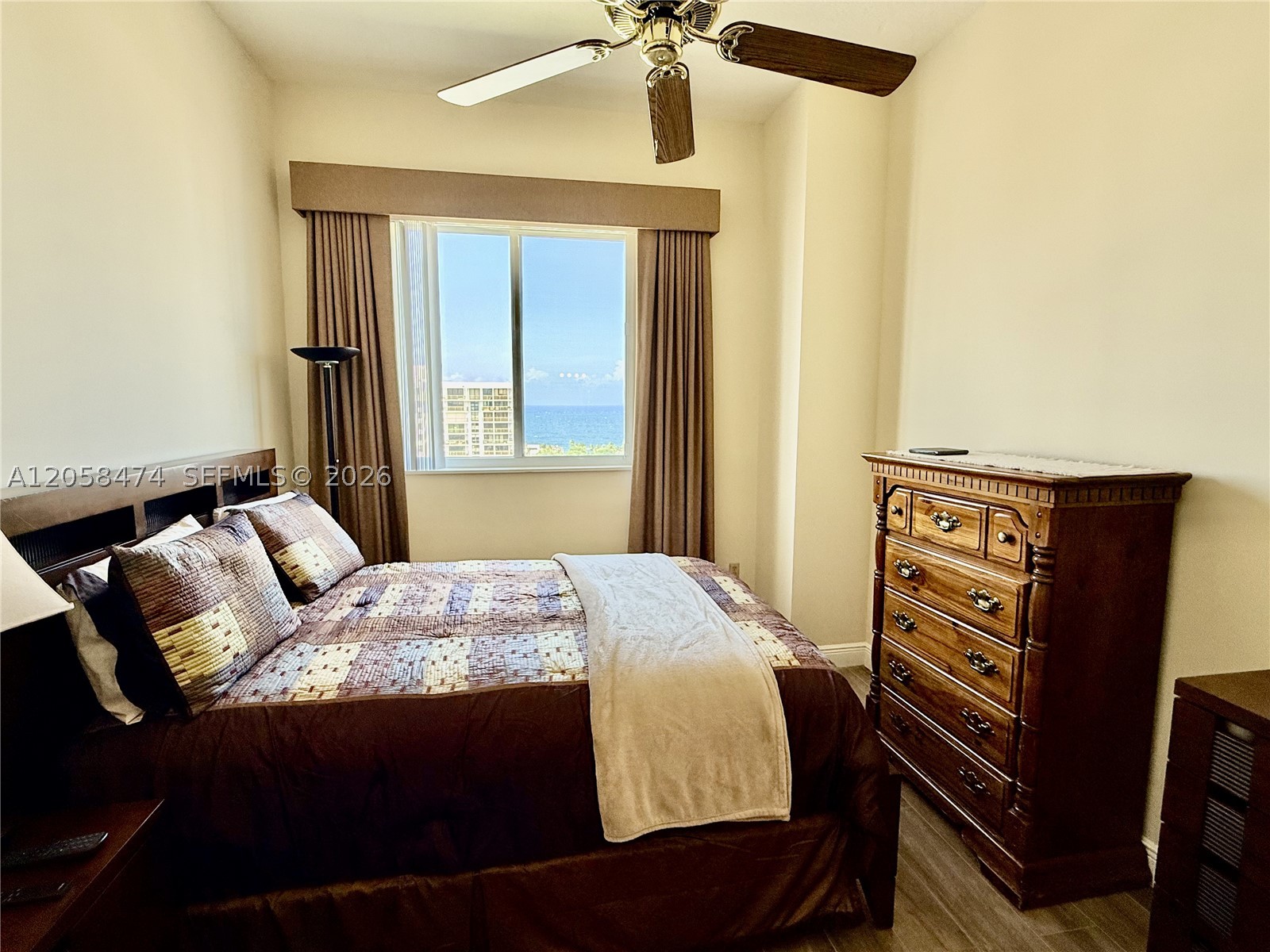TIDES AT BRIDGESIDE SQUAR - Residential