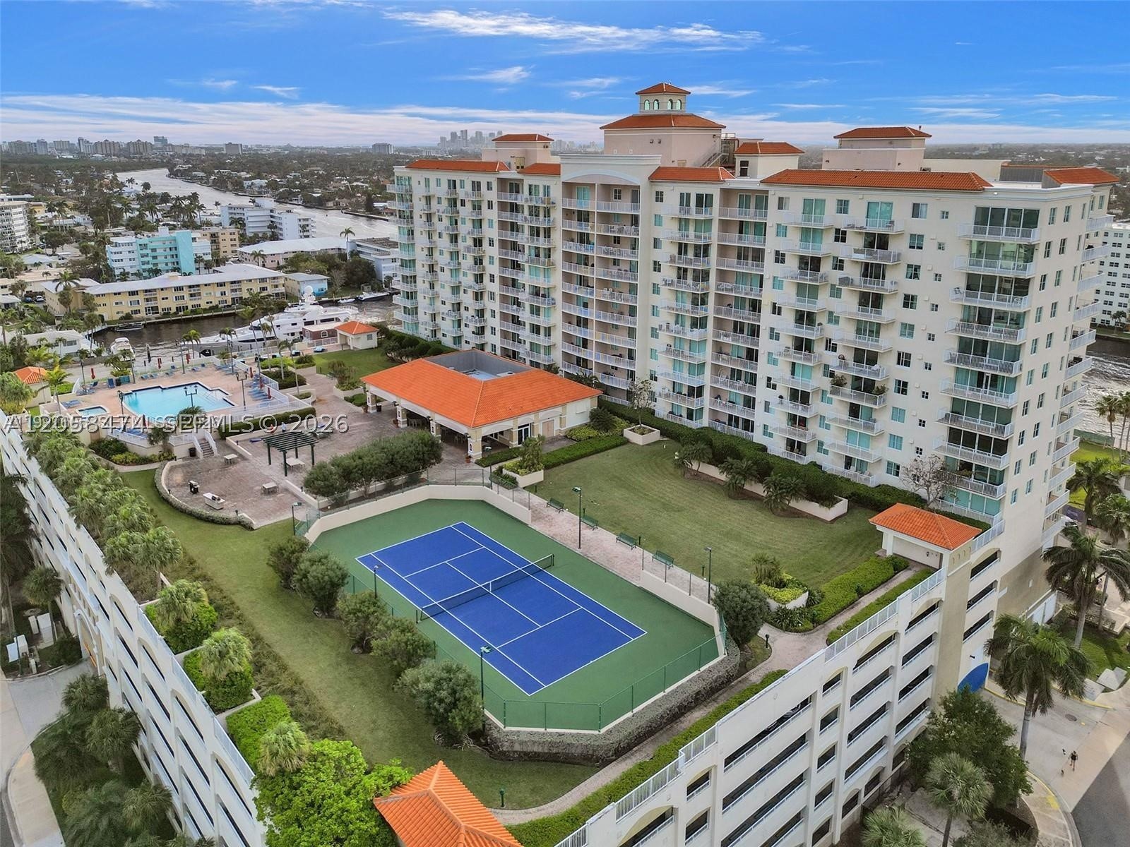 TIDES AT BRIDGESIDE SQUAR - Residential