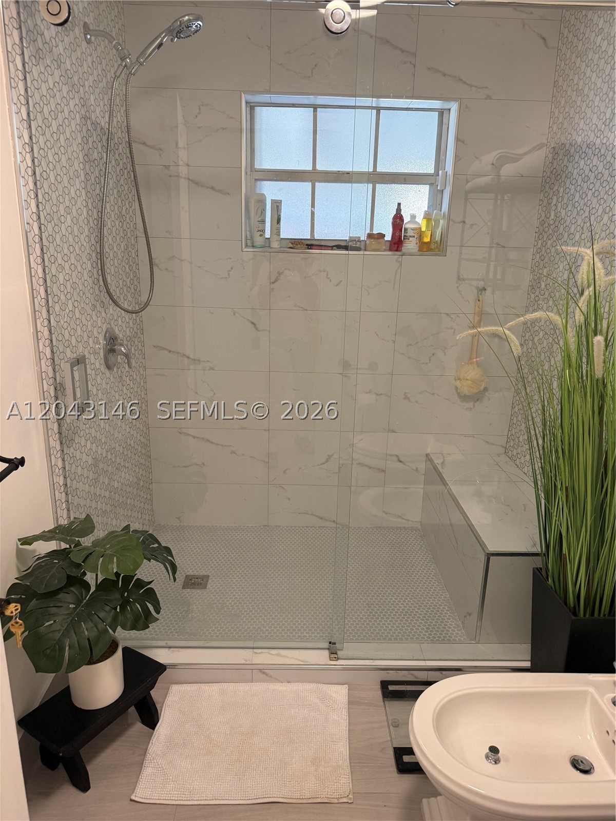 BIRD LAKES SOUTH SEC 4 - Residential