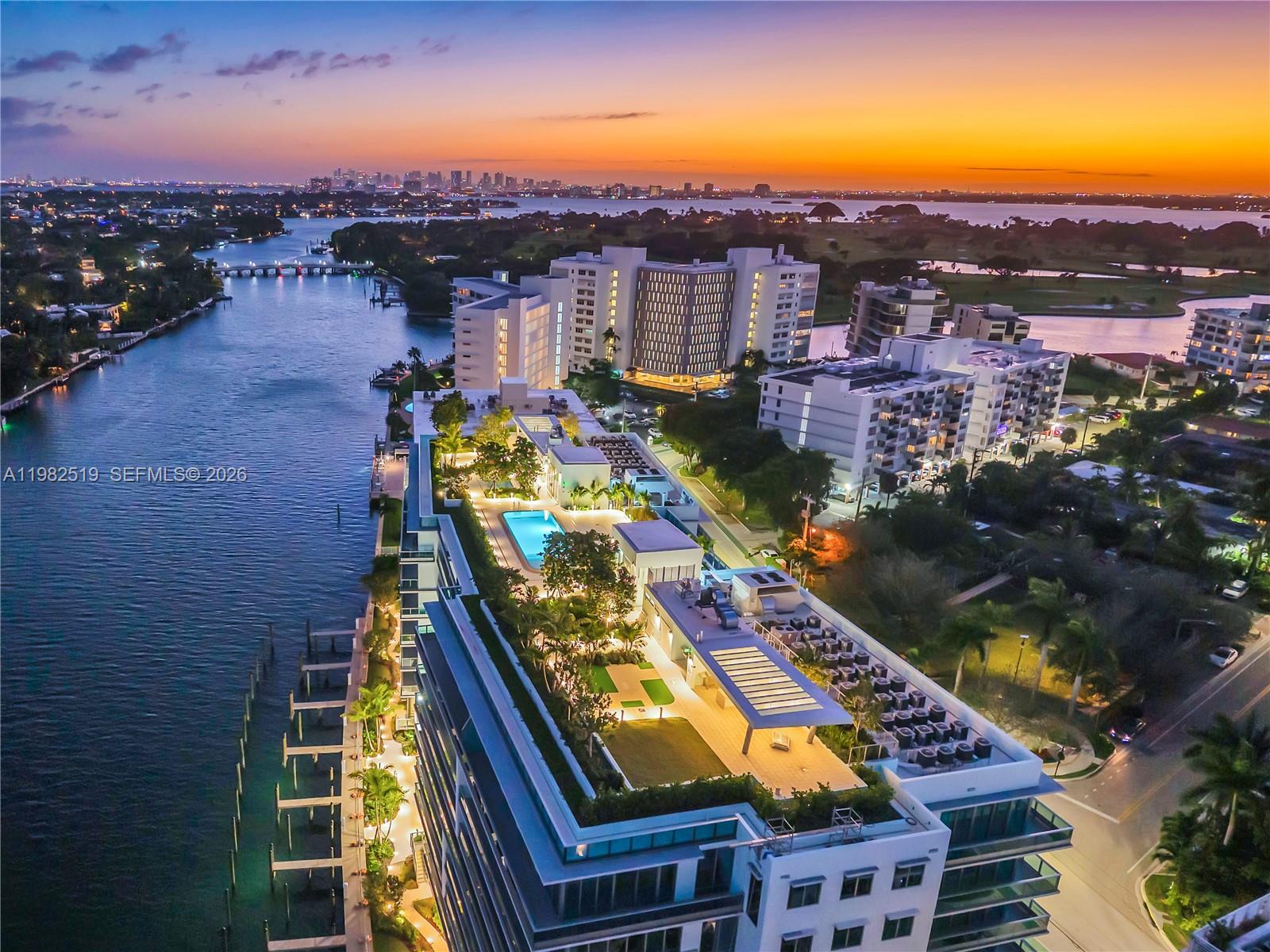 BAY HARBOR ISLAND - Residential