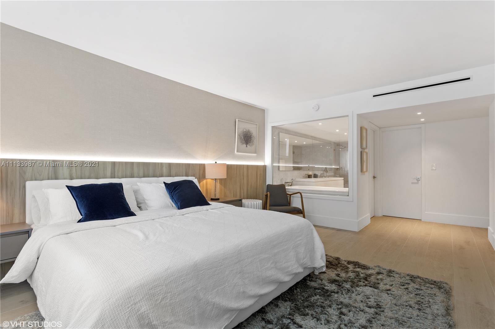 RONEY PALACE CONDO - Residential
