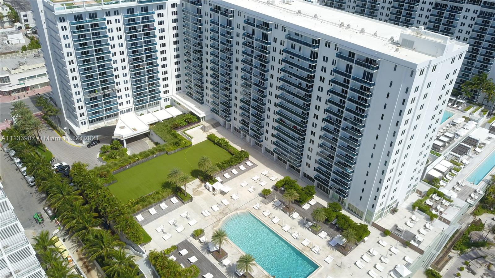 RONEY PALACE CONDO - Residential