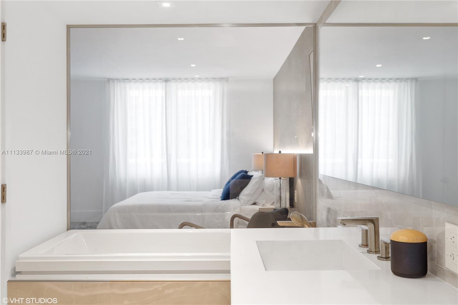 RONEY PALACE CONDO - Residential