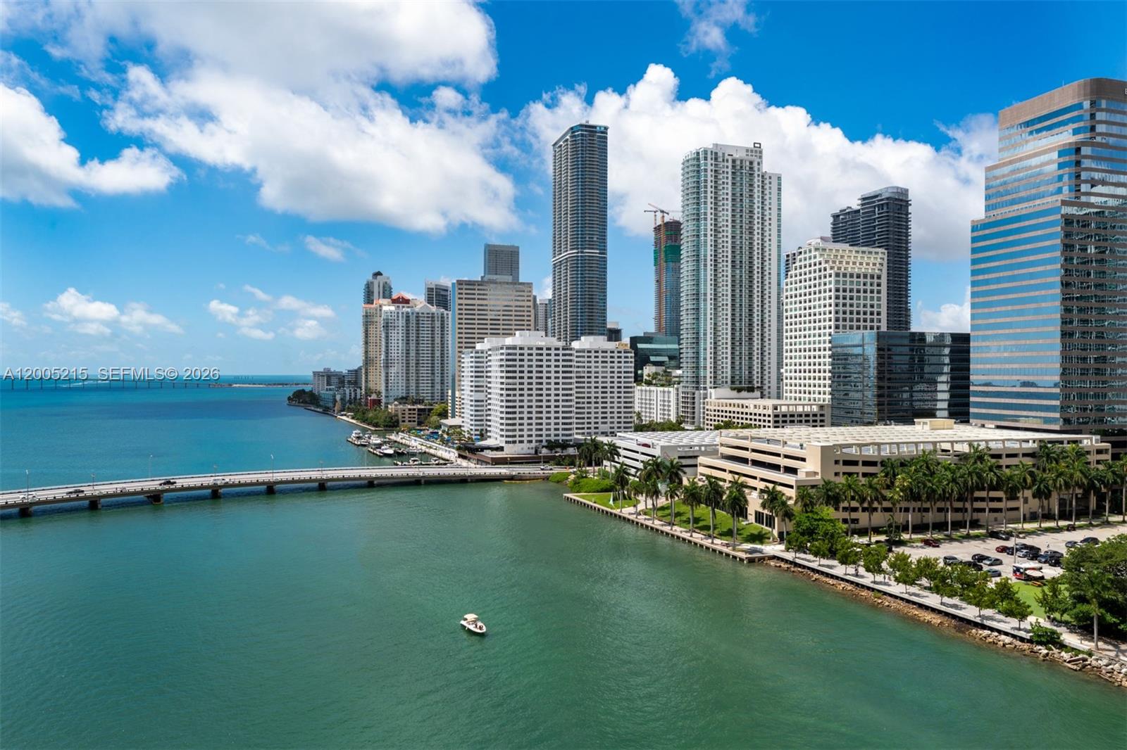 COURTS BRICKELL KEY CONDO - Residential