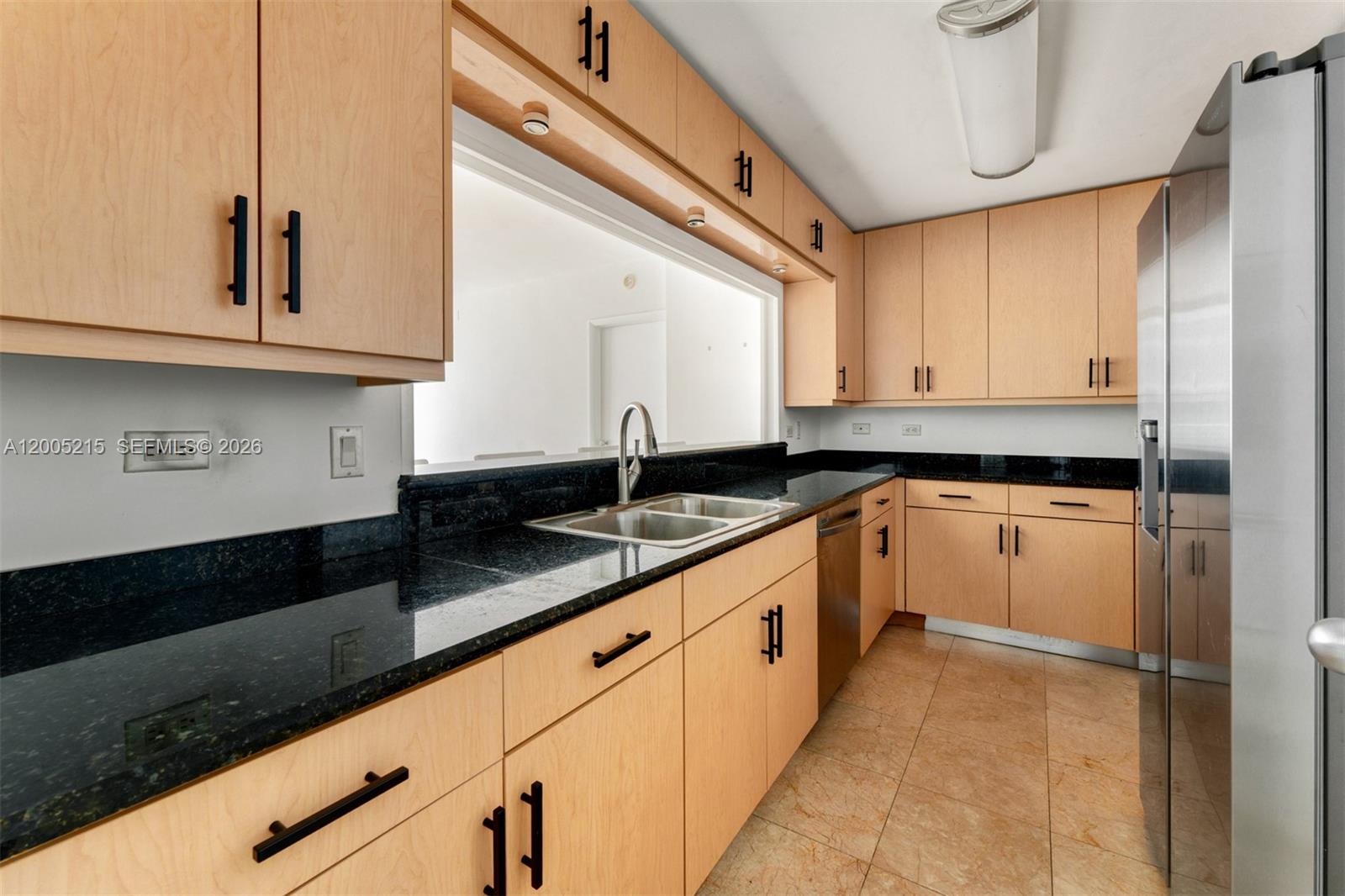 COURTS BRICKELL KEY CONDO - Residential