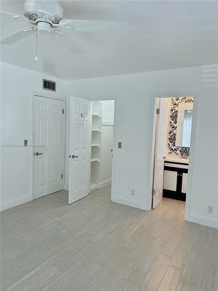 IMPERIAL POINT COLONNADES - Residential Lease