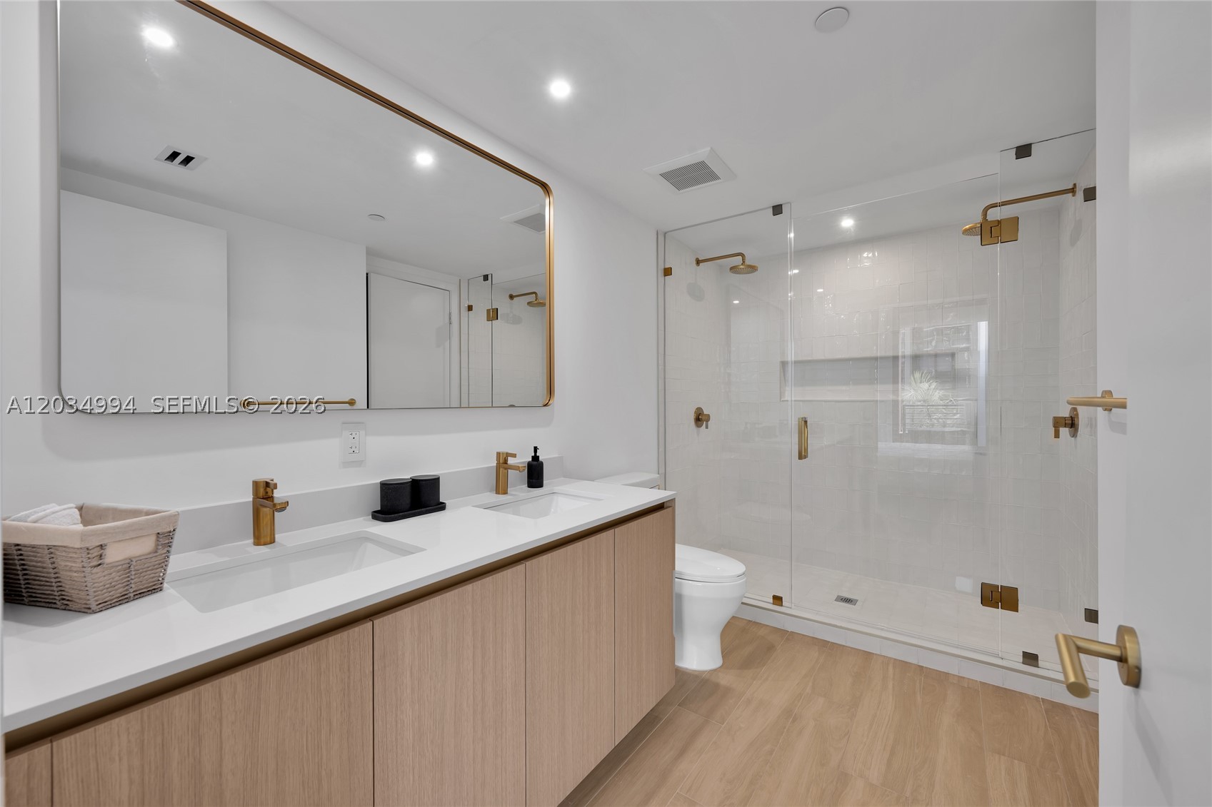 The Standard Residences - Residential
