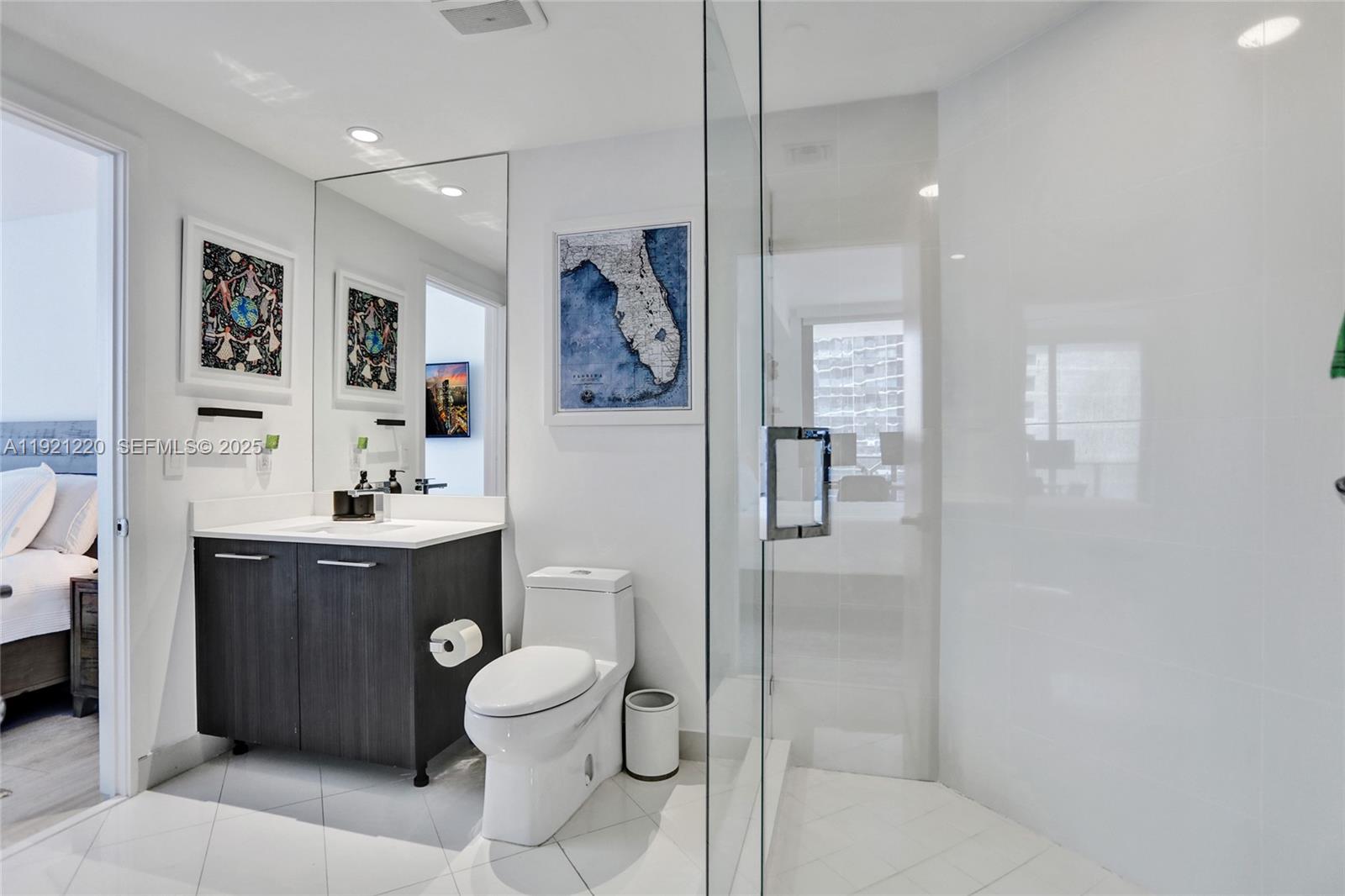 BRICKELL HEIGHTS EAST CON - Residential Lease