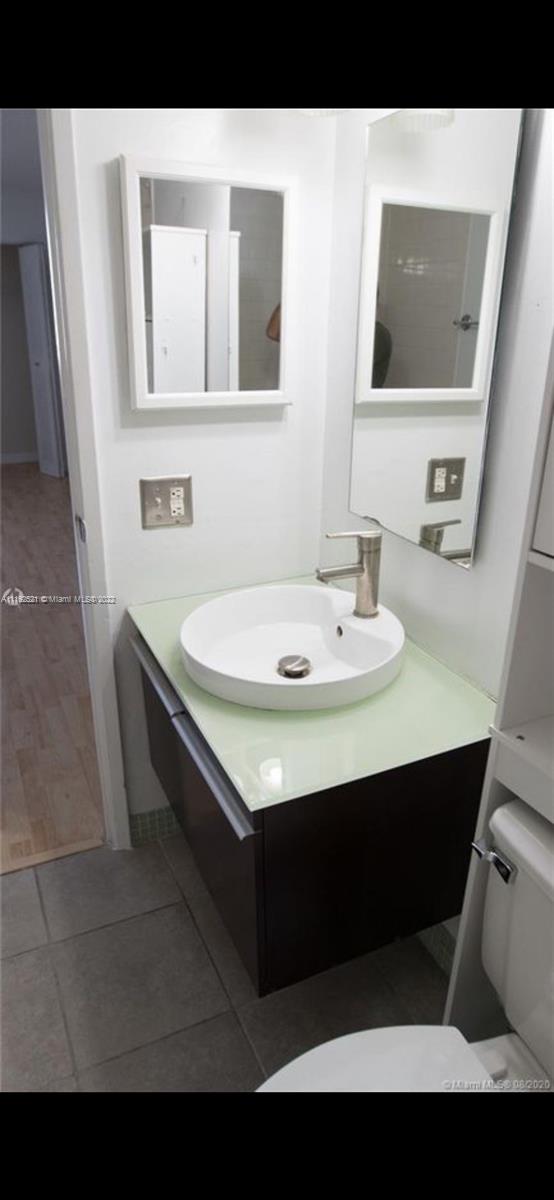 MADISON DOWNTOWN CONDO - Residential Lease