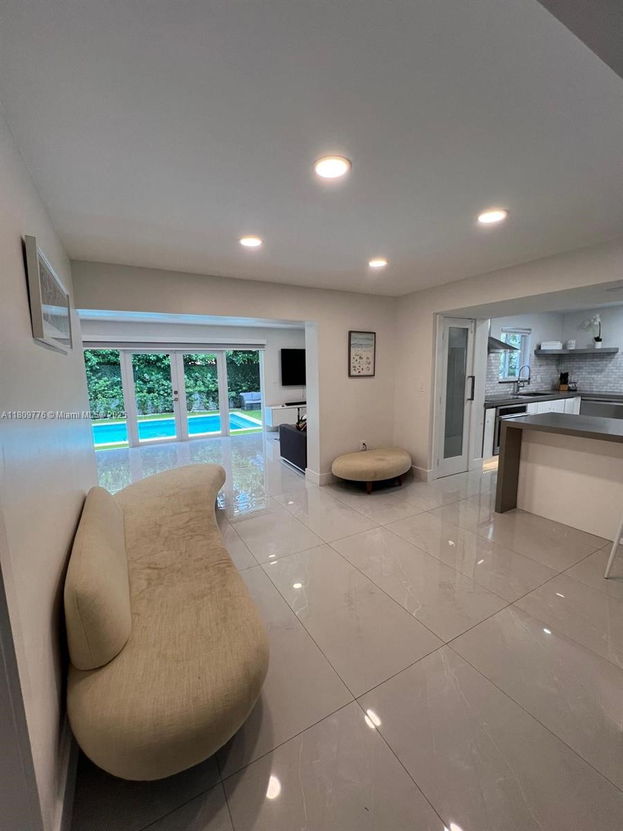 C GAB COUNTRY CLUB SEC 6 - Residential Lease