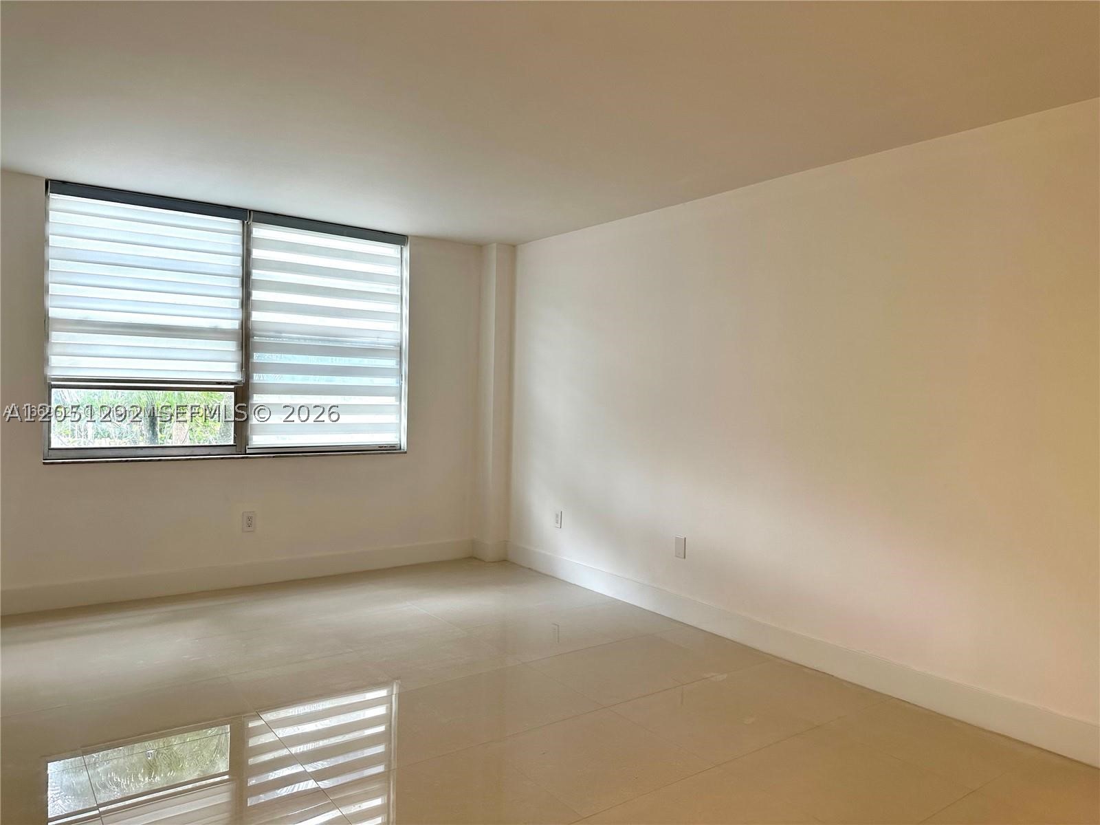 ADMIRALS PORT CONDO WEST - Residential