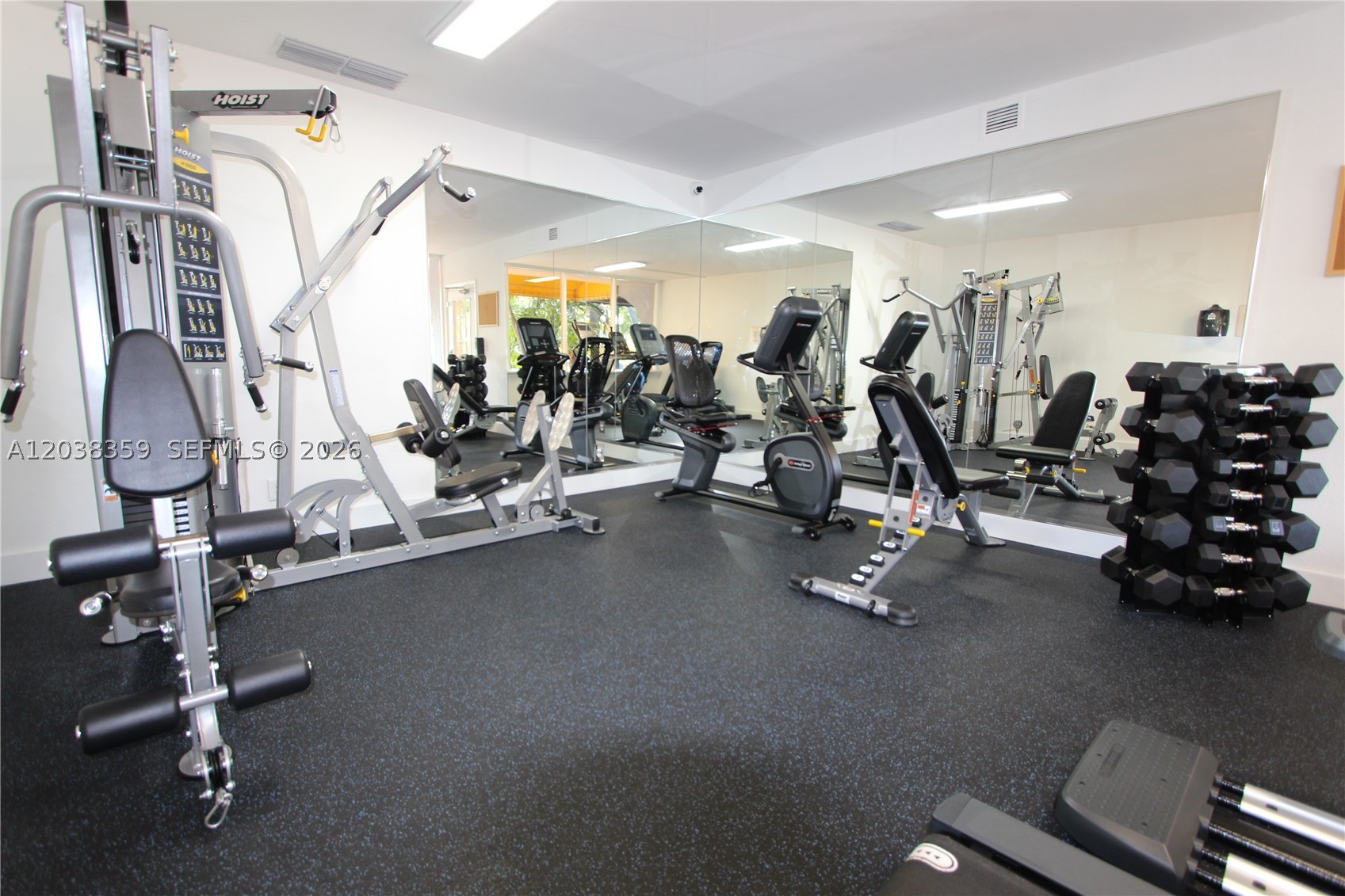 YOLANDA VILLAS CONDO - Residential Lease