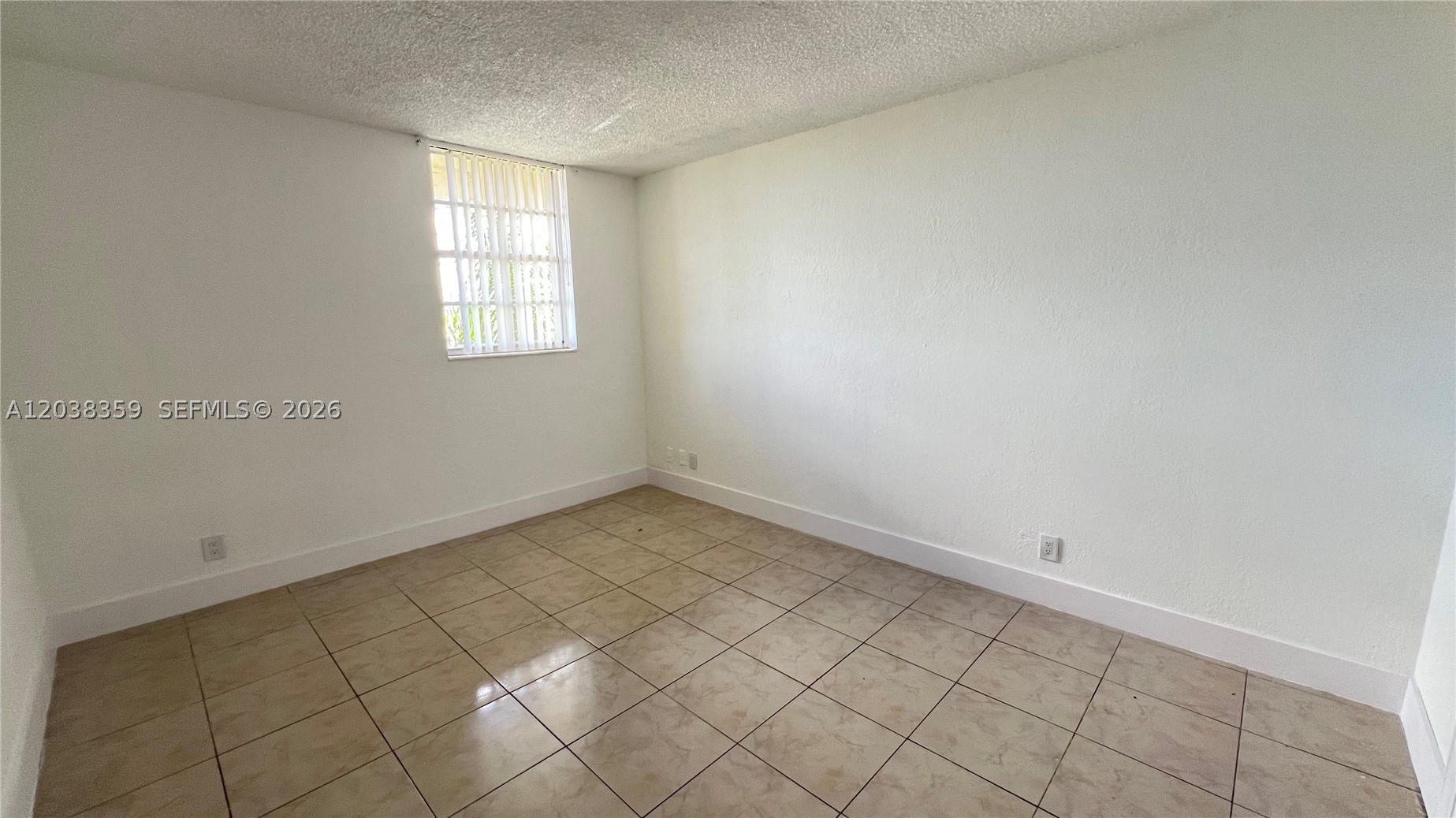 YOLANDA VILLAS CONDO - Residential Lease