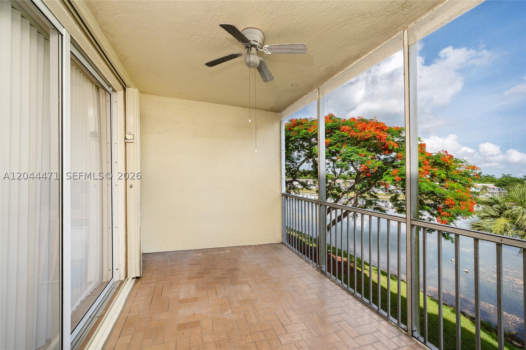 CAPTIVA CONDO B - Residential