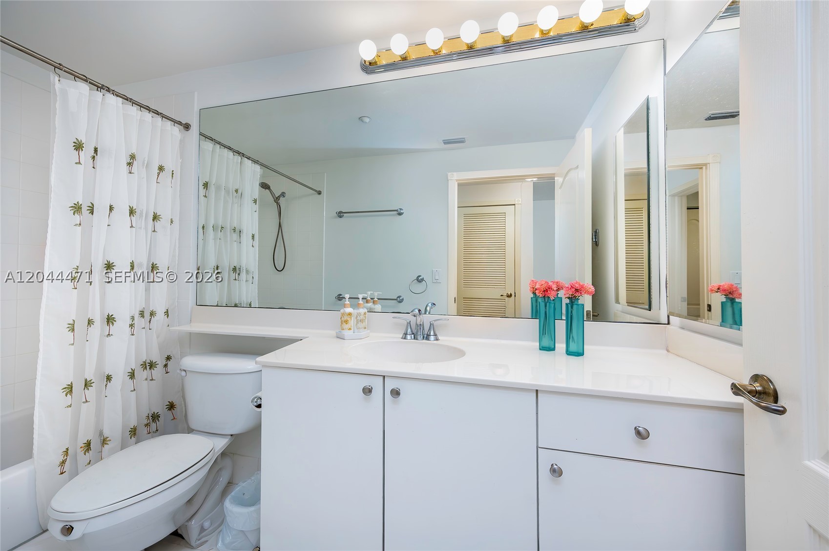 CAPTIVA CONDO B - Residential
