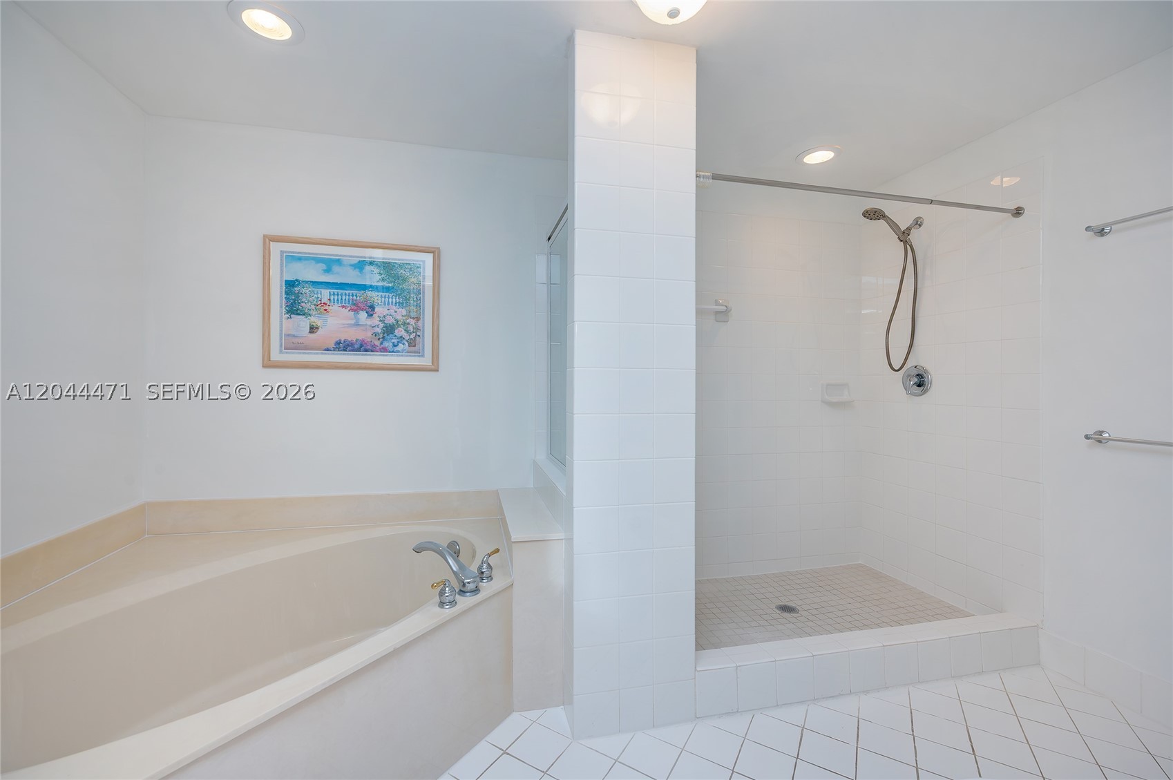 CAPTIVA CONDO B - Residential