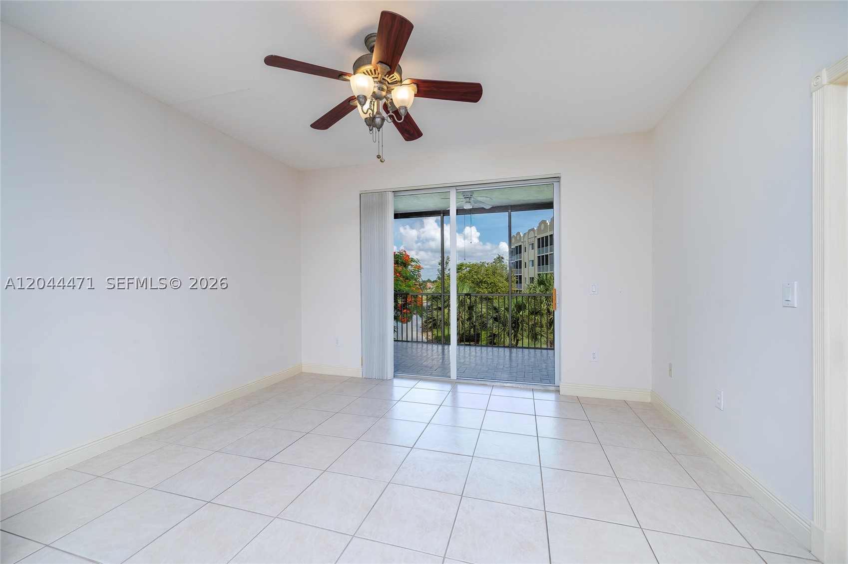 CAPTIVA CONDO B - Residential