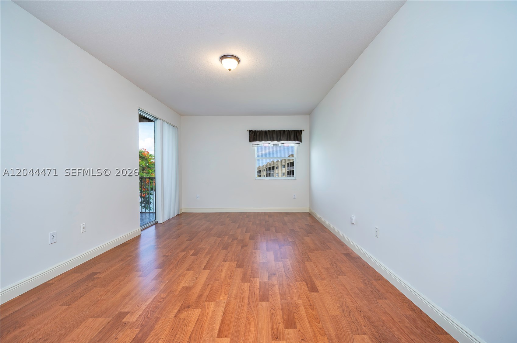 CAPTIVA CONDO B - Residential
