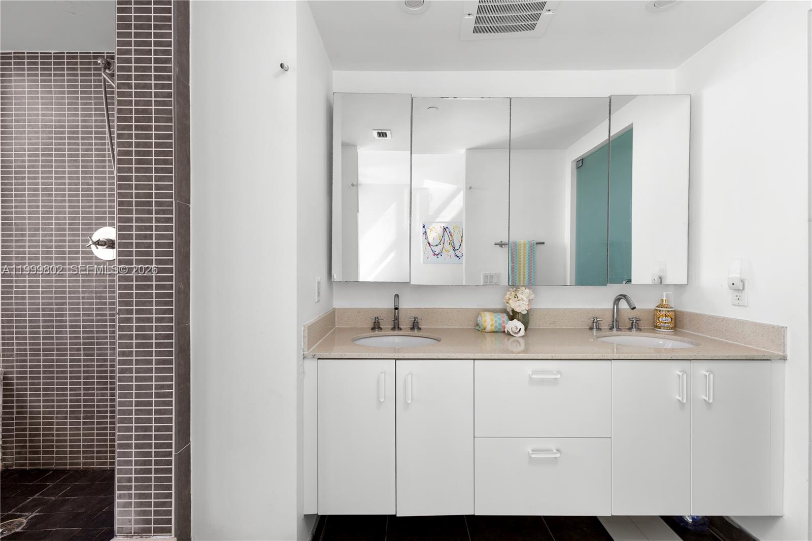 Harbour Island - Residential