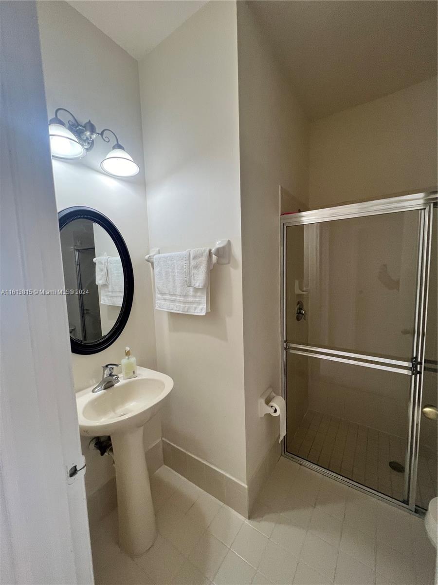 GRAND LAKES PHASE I - Residential