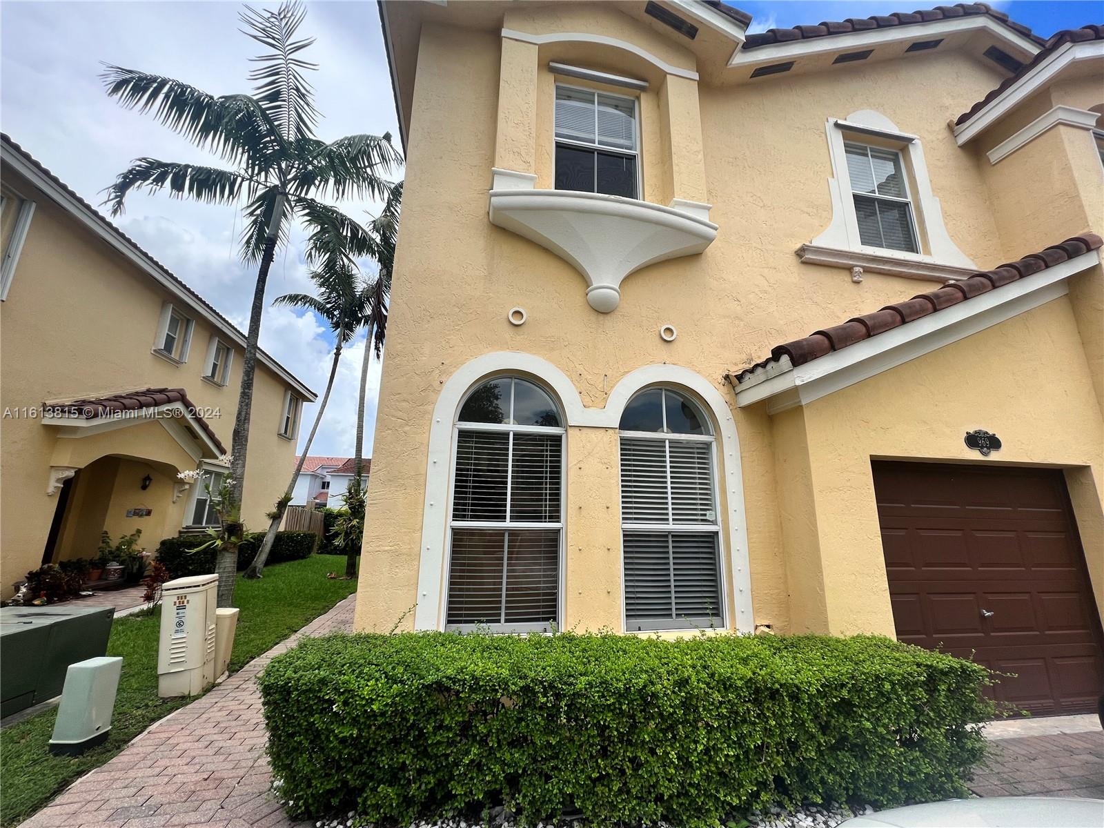 GRAND LAKES PHASE I - Residential
