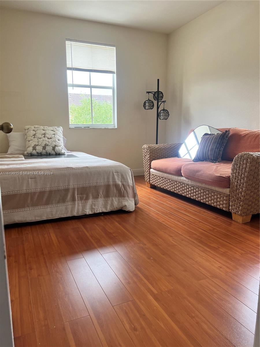GRAND LAKES PHASE I - Residential