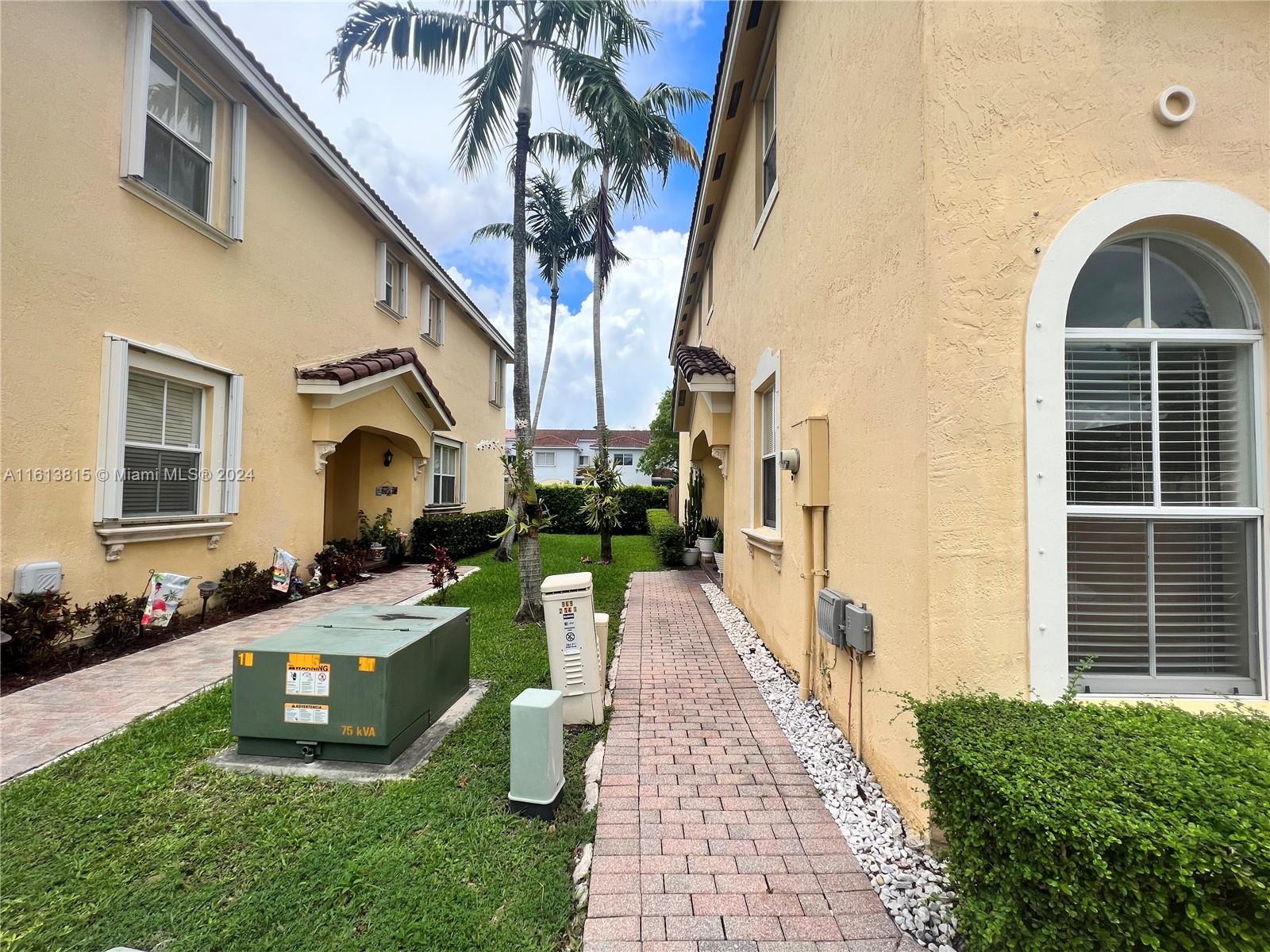 GRAND LAKES PHASE I - Residential