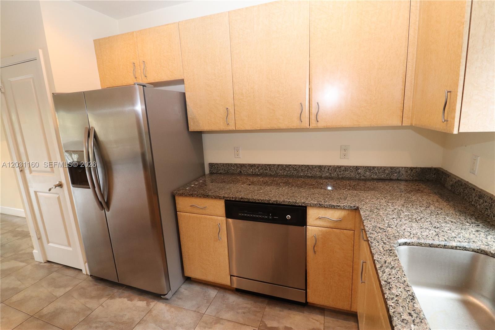 RESUB OF HIGHLAND ESTATES - Residential Lease