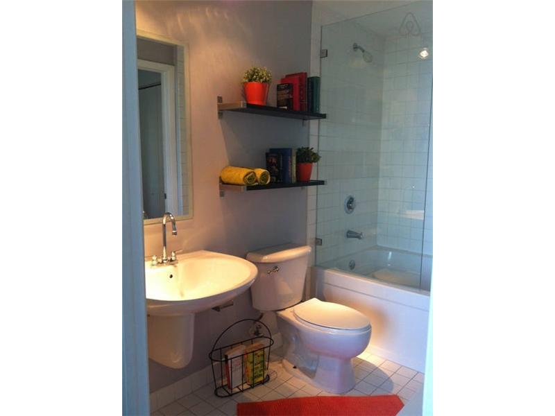 NEO CONDO - Residential Lease