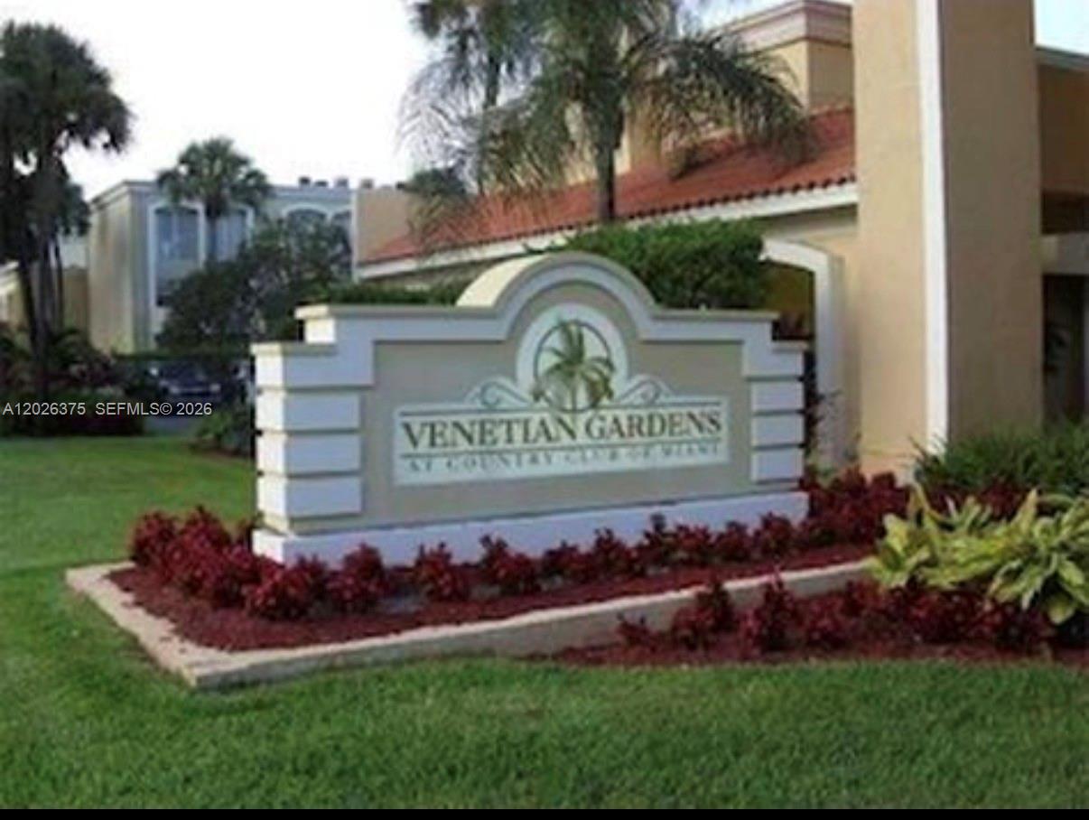 VENETIAN GARDENS AT COUNT - Residential Lease