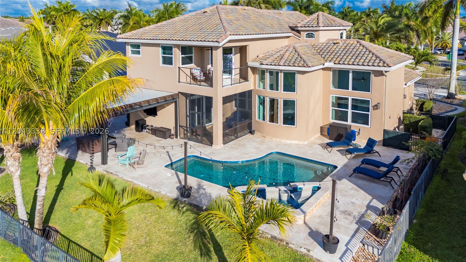 SUNSET LAKES PLAT ONE - Residential
