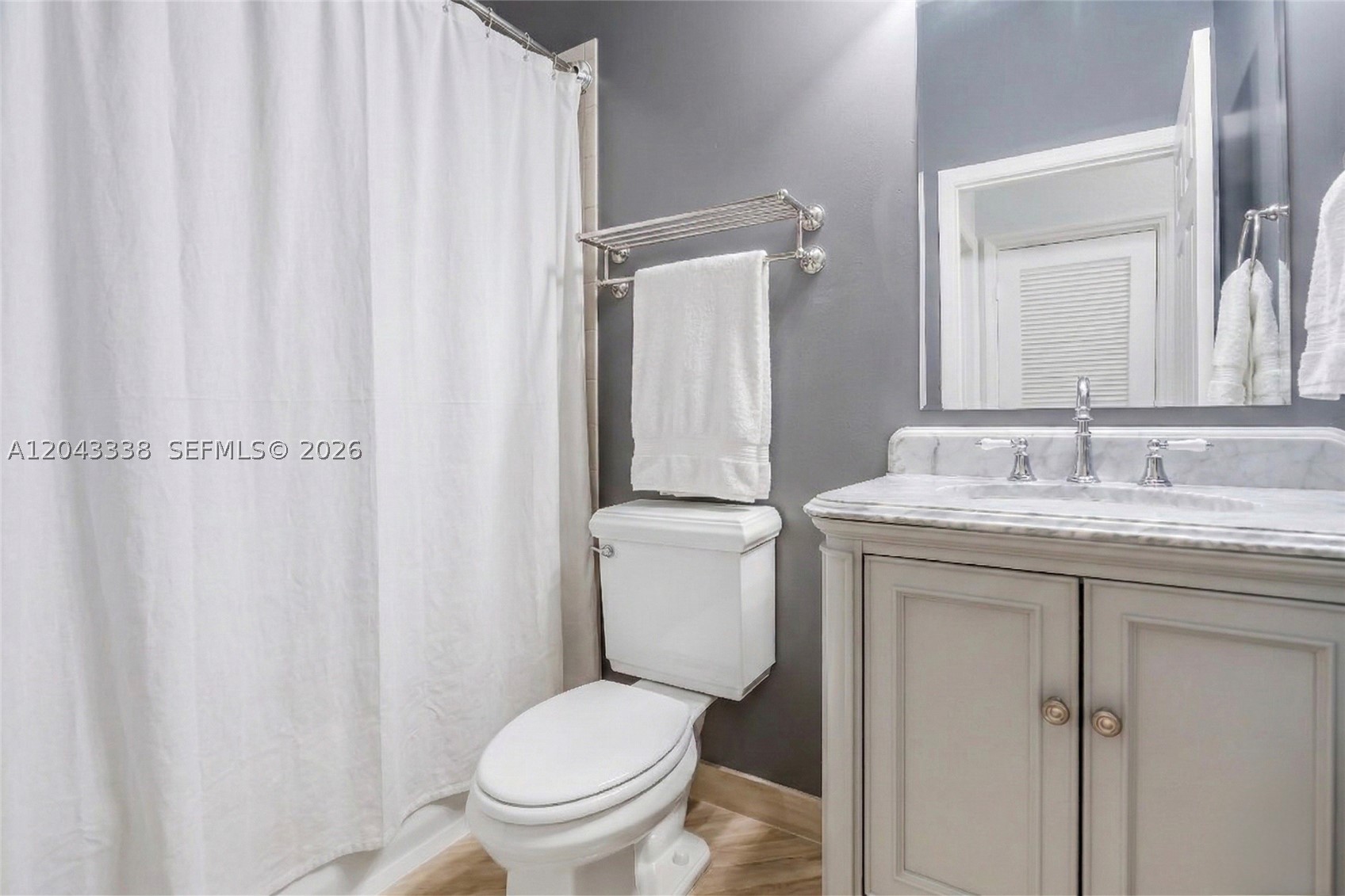 SUNSET LAKES PLAT ONE - Residential