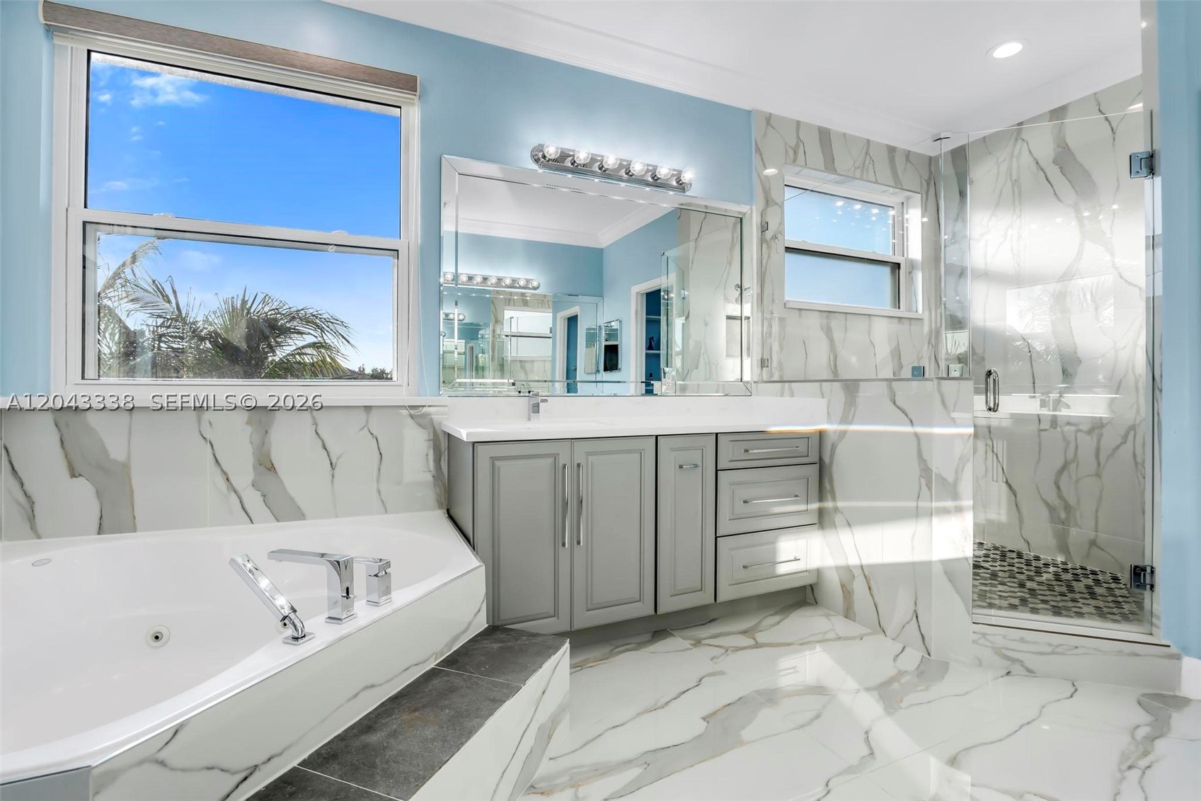 SUNSET LAKES PLAT ONE - Residential