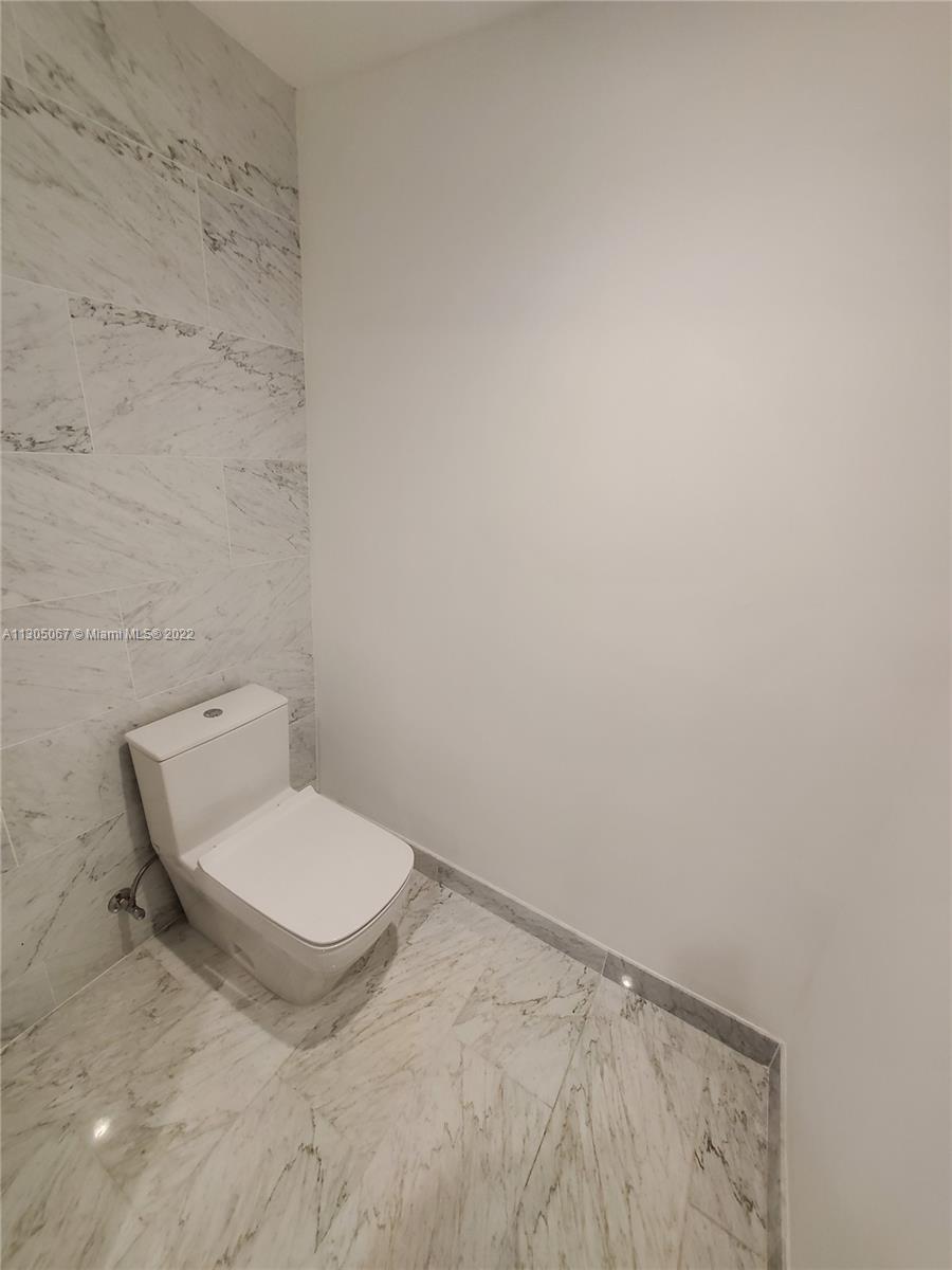 BRICKELL FLATIRON CONDO - Residential Lease