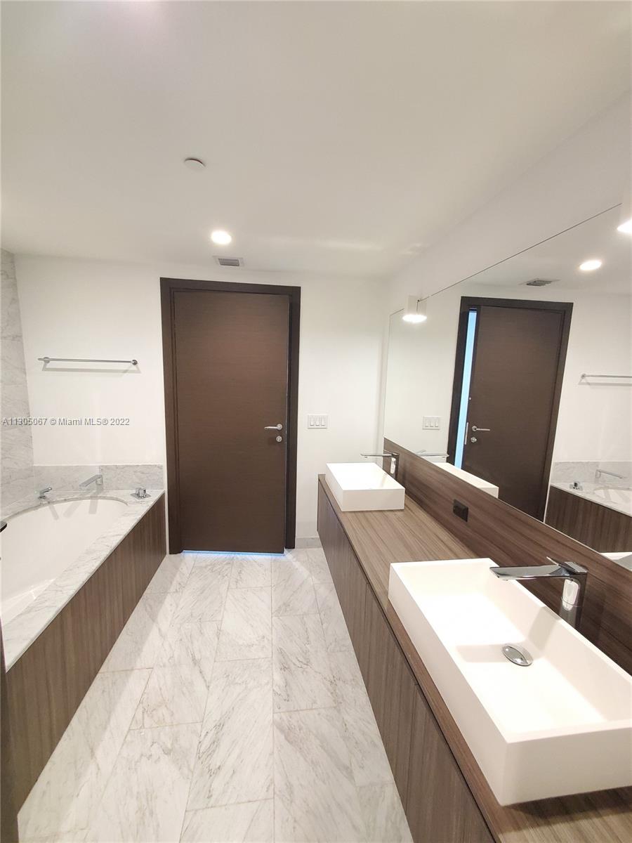 BRICKELL FLATIRON CONDO - Residential Lease