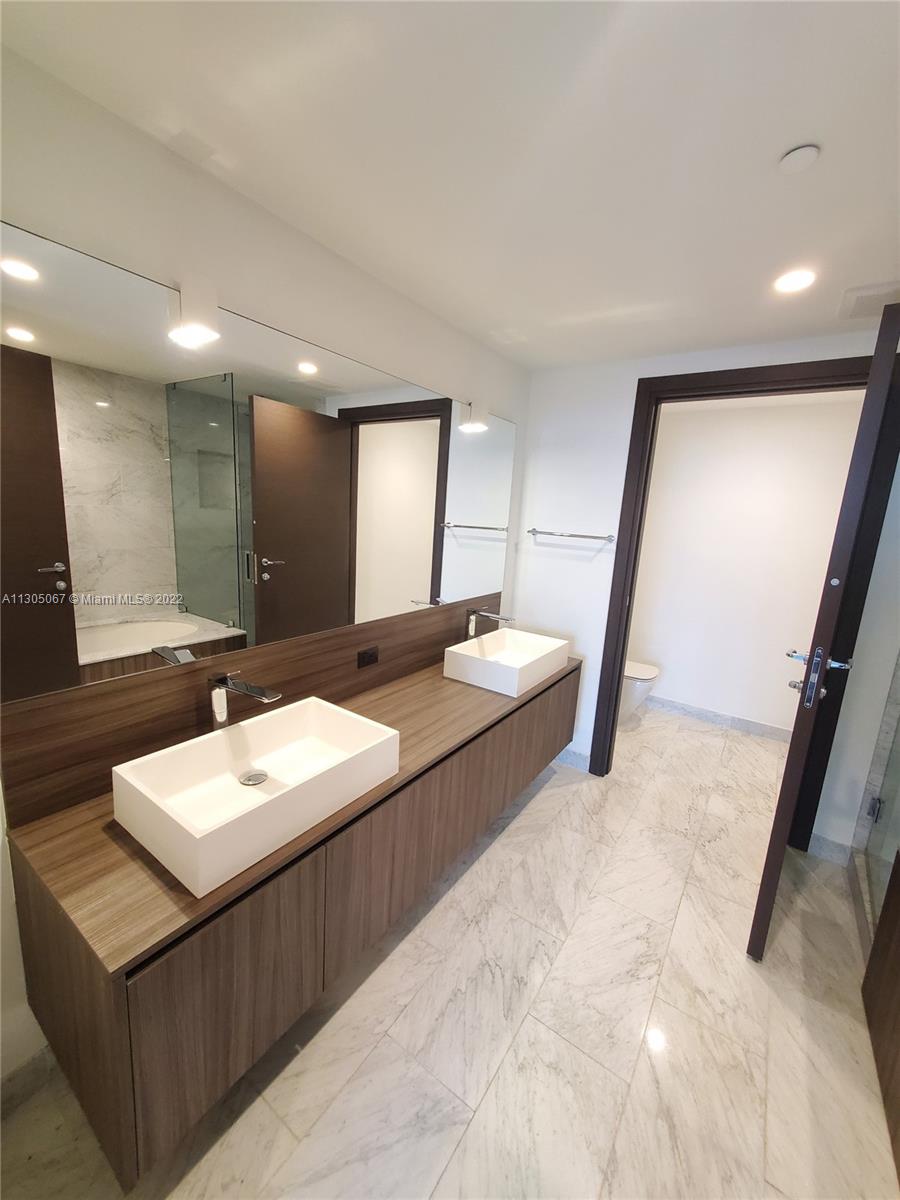 BRICKELL FLATIRON CONDO - Residential Lease