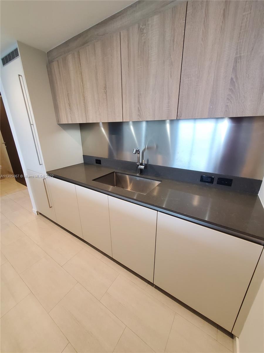 BRICKELL FLATIRON CONDO - Residential Lease