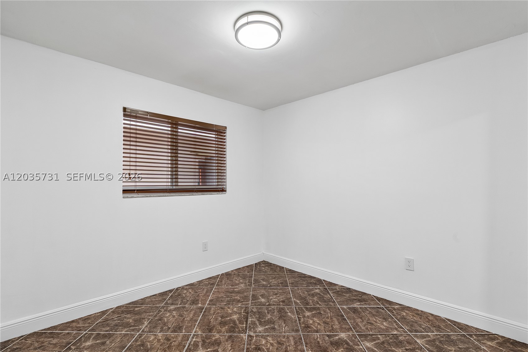 BILTMORE ESTATES - Residential Lease