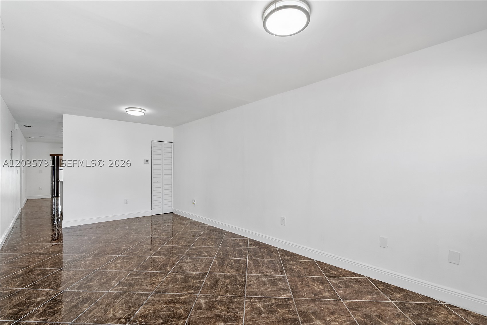 BILTMORE ESTATES - Residential Lease