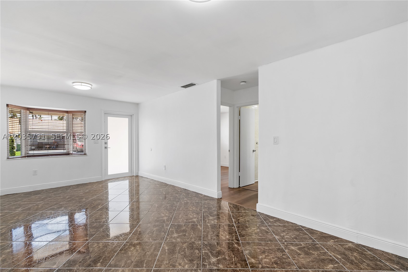 BILTMORE ESTATES - Residential Lease