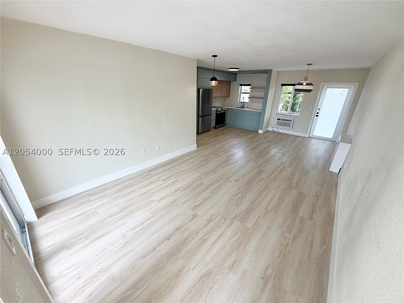 641 ESPANOLA WAY INC COND - Residential